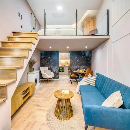 Modern Oasis In Roekk Street By Nw * Budapest