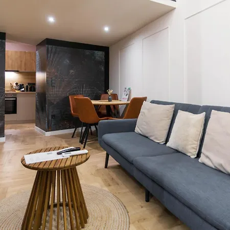 Διαμέρισμα Modern Oasis In Roekk Street By Nw *